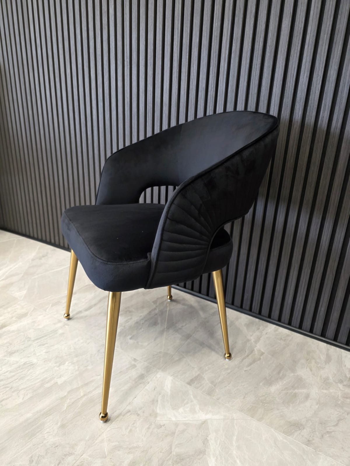 Bella Chair| Black Velvet