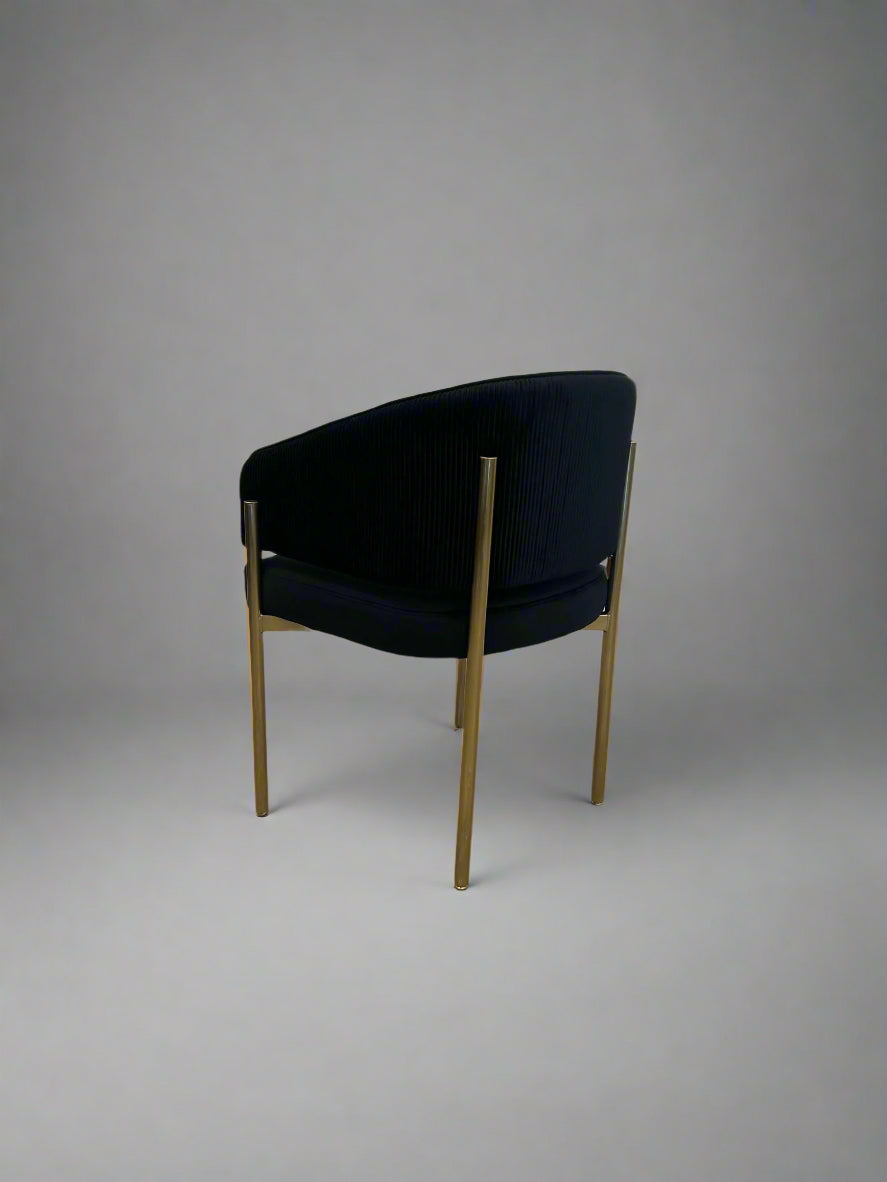 Tiffany Pleated Chair | Black Velvet