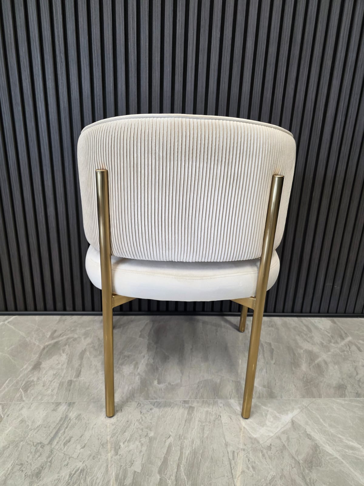 Tiffany Pleated Chair | Offwhite Velvet