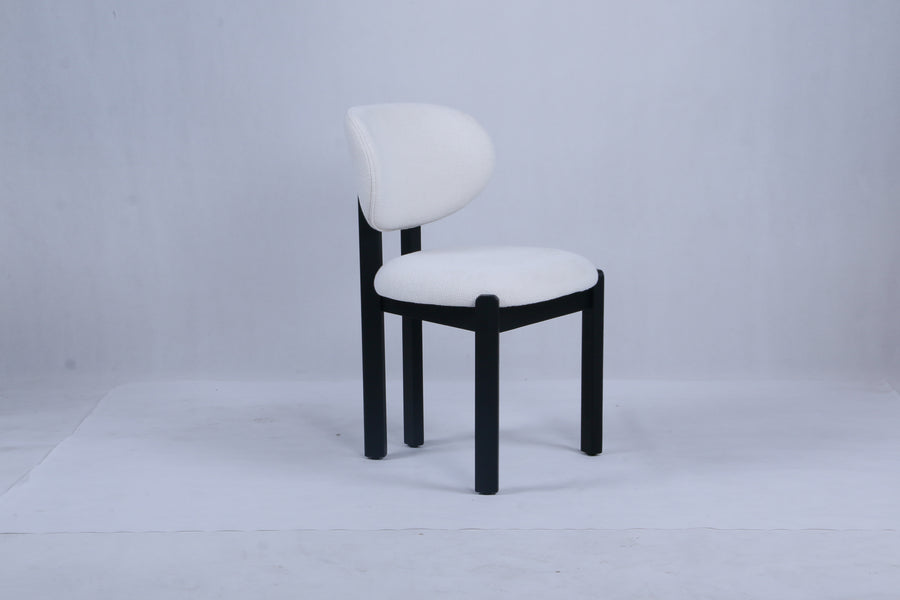 Dove Chair | Black Wood - Offwhite Teddy Fabric