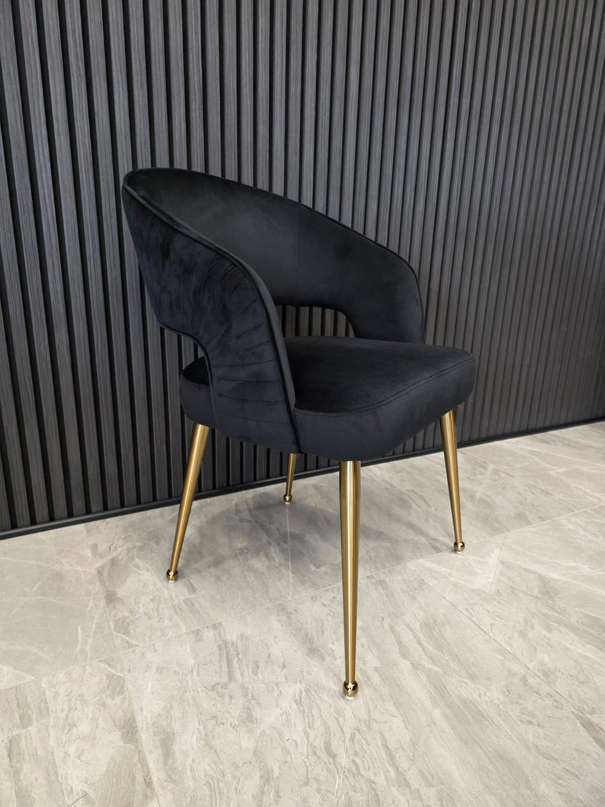 Bella Chair| Black Velvet