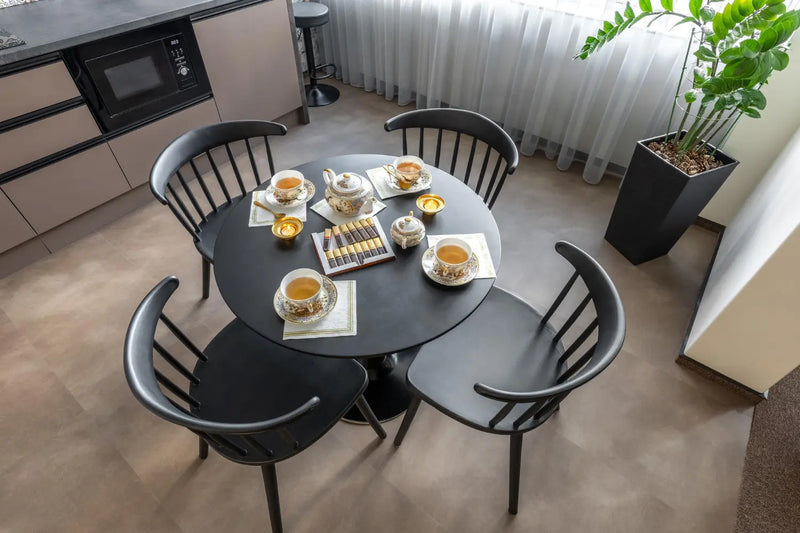 How to Make a Small Dining Area Look Bigger with a Modern Table