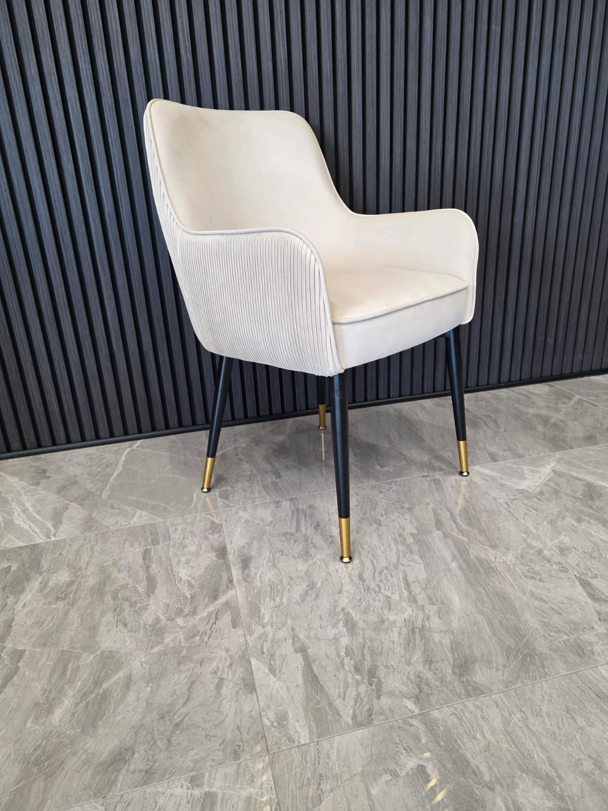 Madrid Chair | Offwhite Velvet