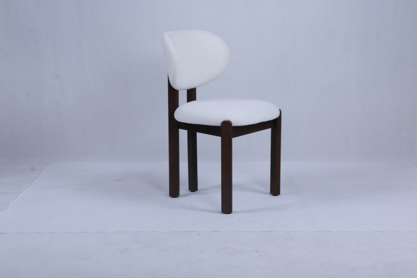 Dove Chair | Walnut Wood - OffWhite Teddy Fabric
