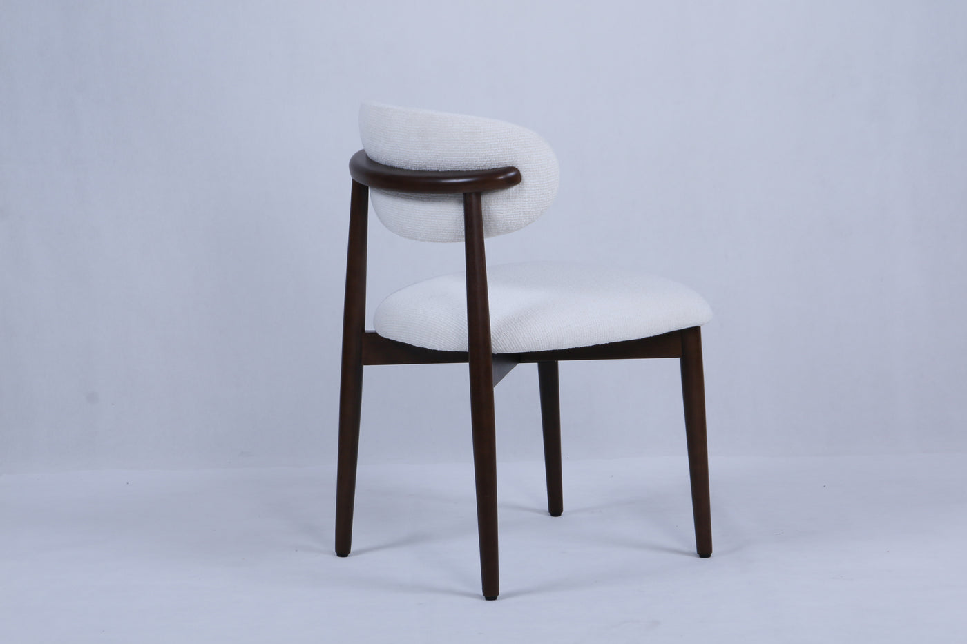Magnus Chair | Walnut Wood - White Fabric