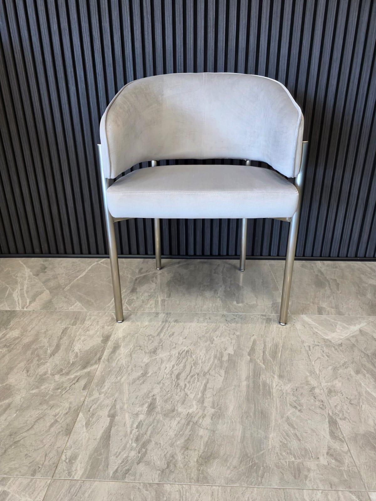 Tiffany Chair | Silver Velvet