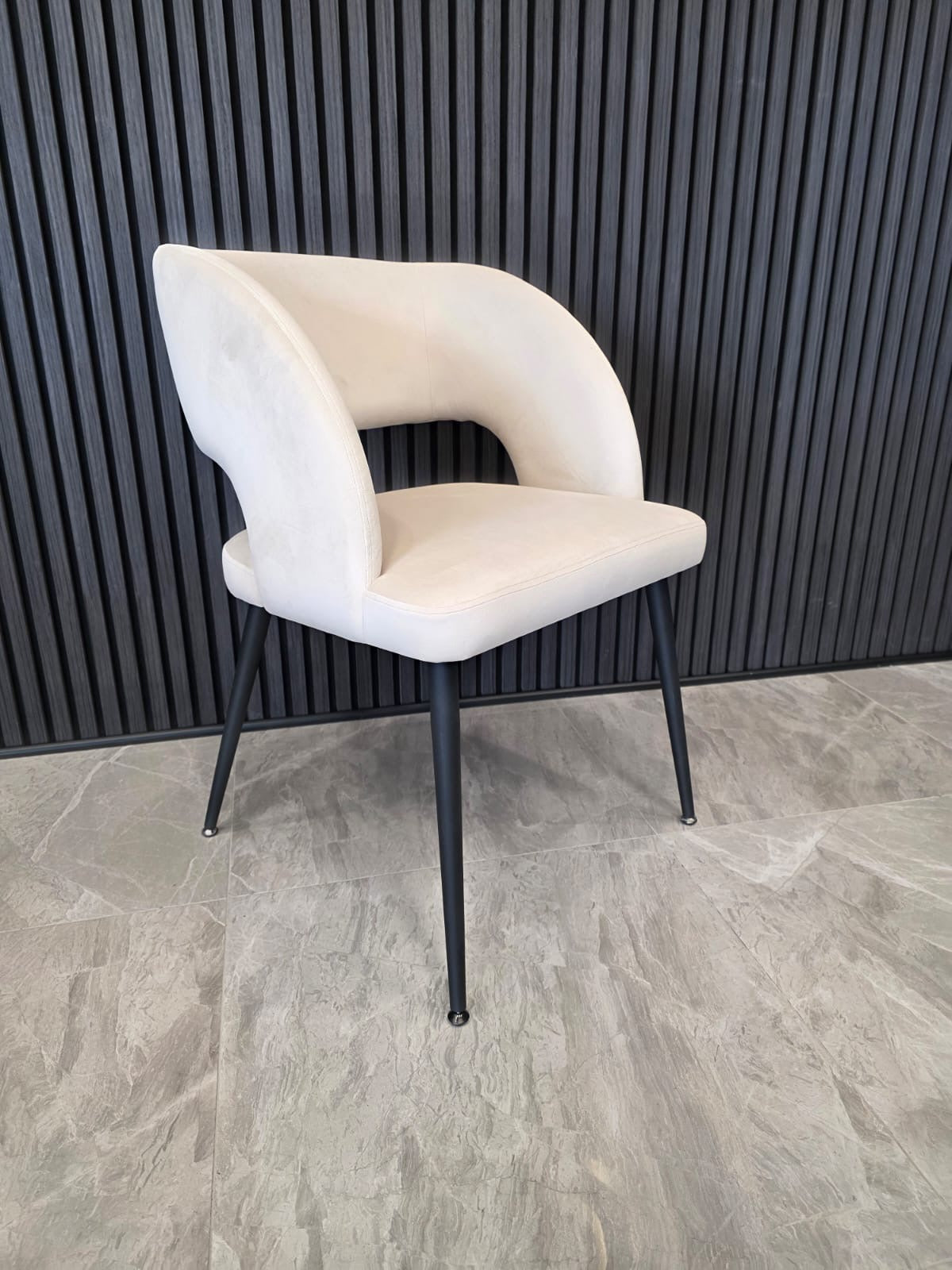 Nora Chair | Offwhite Velvet