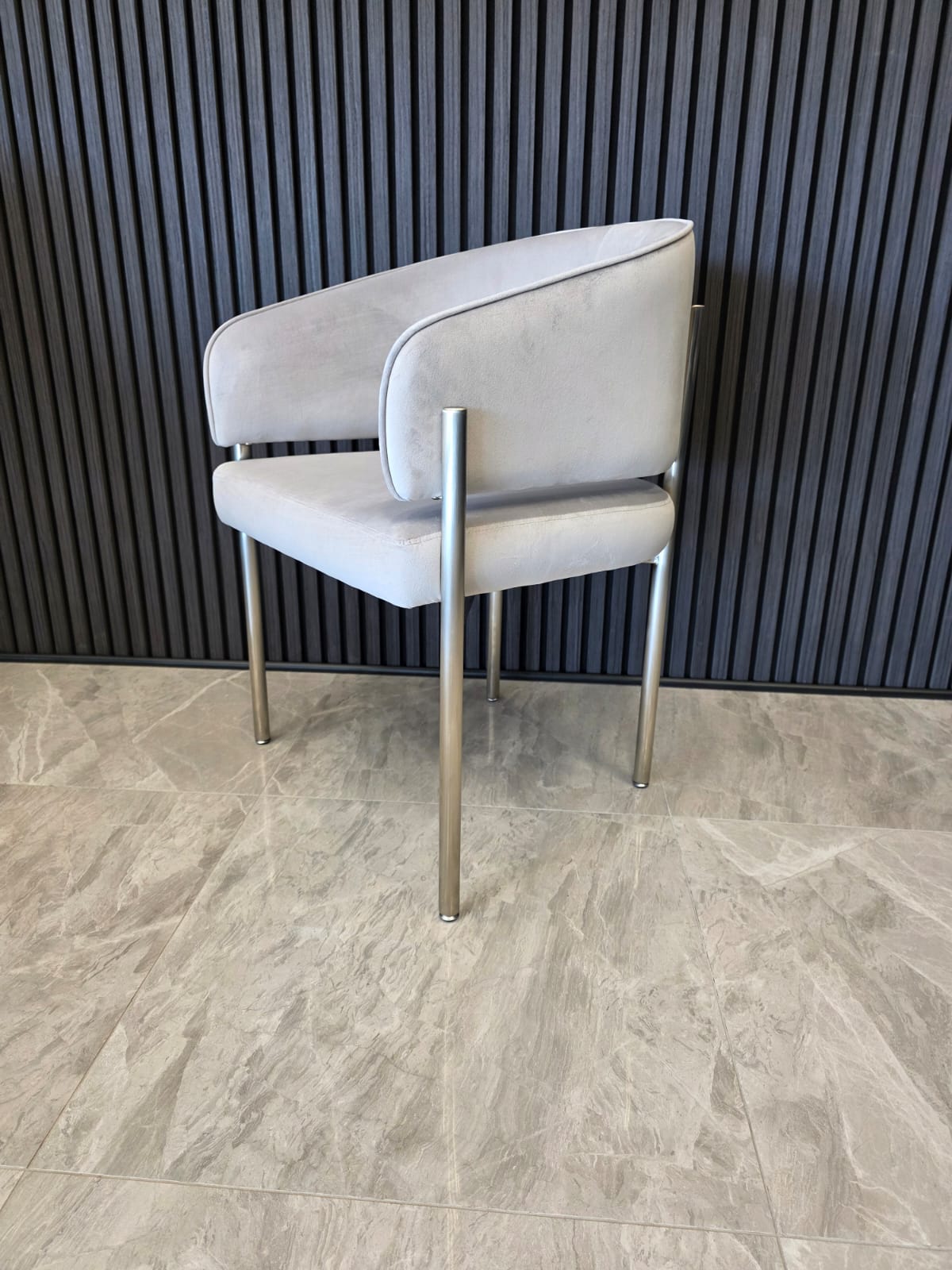 Tiffany Chair | Silver Velvet
