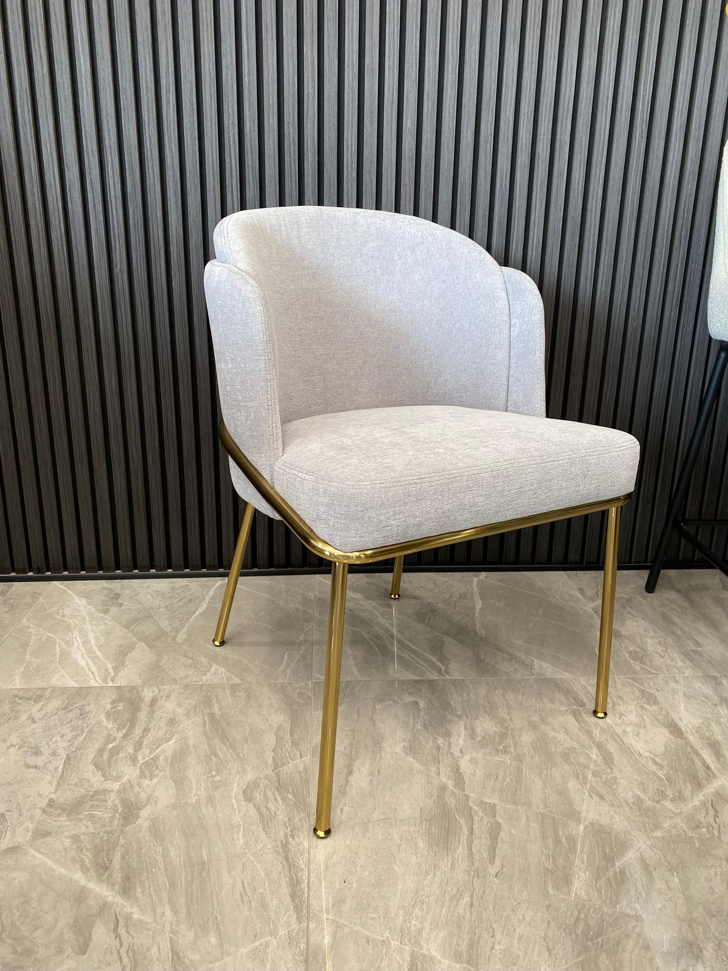 Amara Chair | Grey Linen Fabric