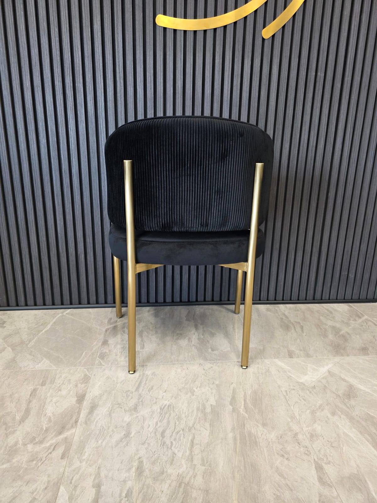 Tiffany Pleated Chair | Black Velvet
