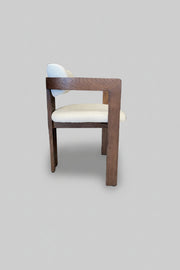 Ebony Chair | Walnut - Boucle Fabric