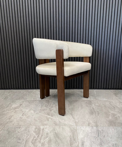 Tisorie Chair | Walnut - Offwhite Velvet Fabric