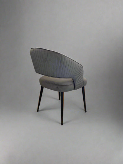 Bella Chair | Gray Velvet Black Legs